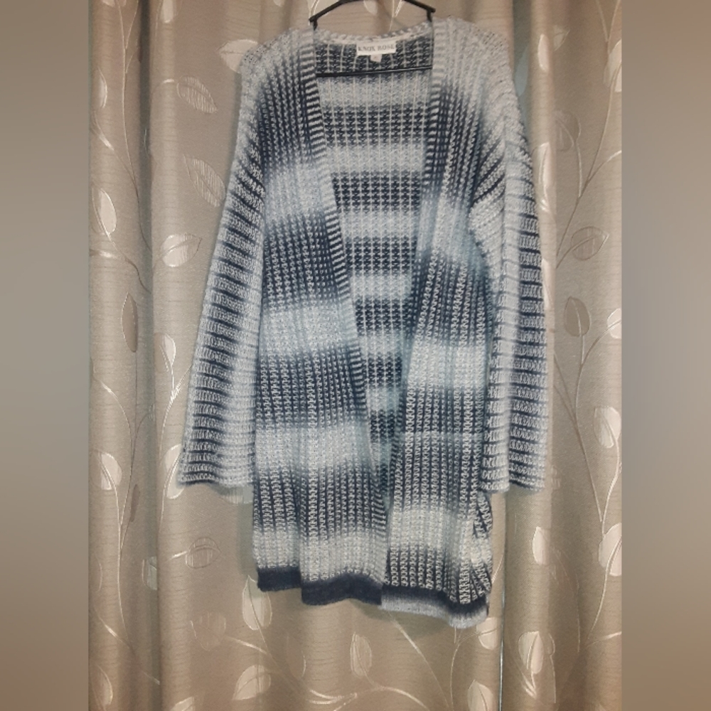 Knox Rose XL Gray and Blue Striped Cardigan